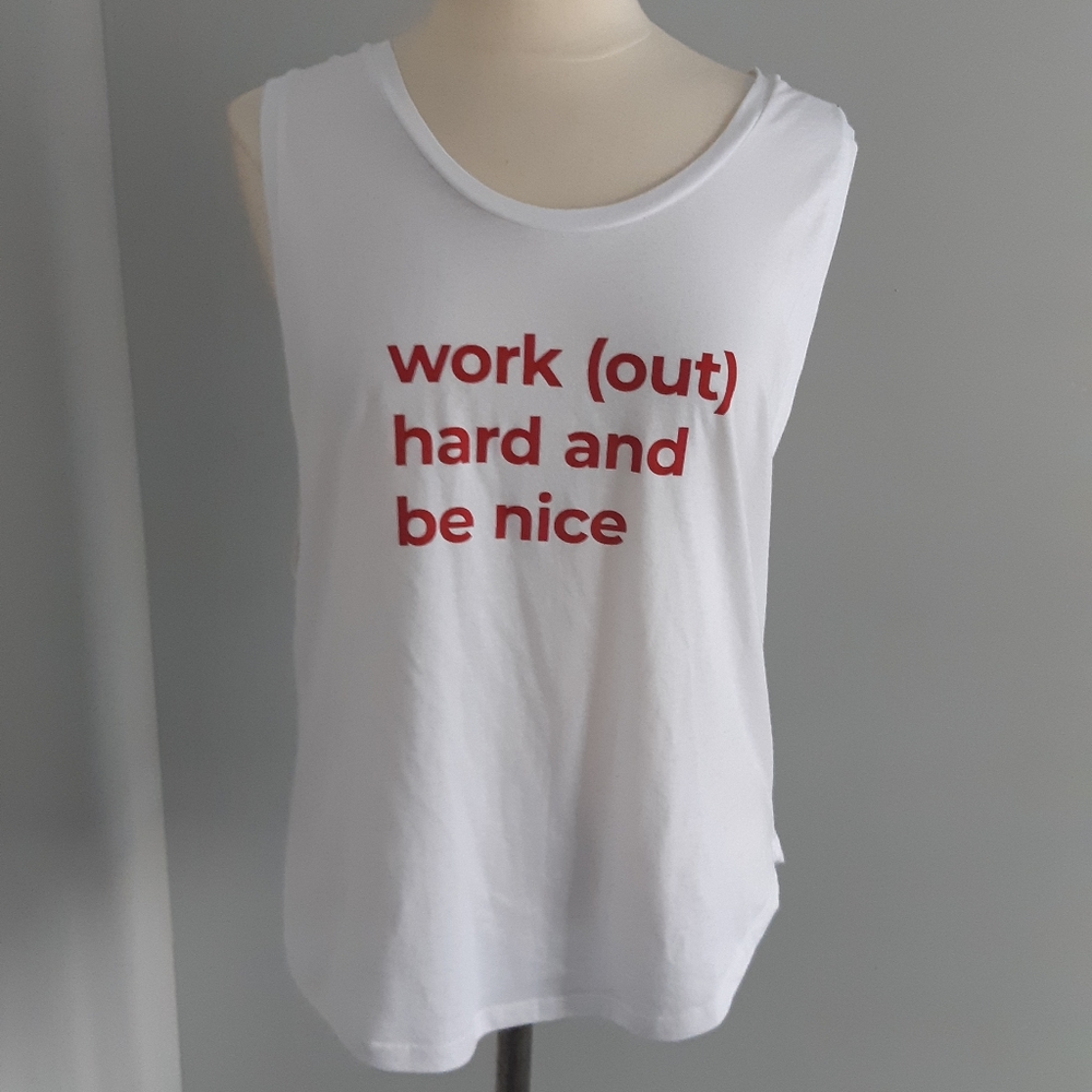 Fabletics women's athletic t-shirt Size M